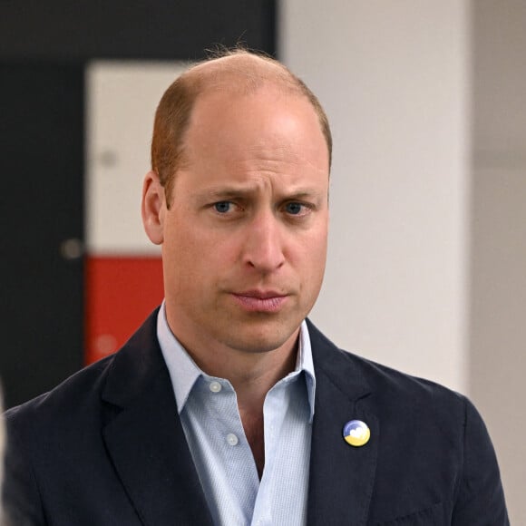 Le prince William, duc de Cambridge, et Catherine (Kate) Middleton, duchesse de Cambridge, visitent le comité d'urgence de Londres, à la rencontre de bénévoles de retour de leur mission humanitaire en Ukraine, le 21 avril 2022. 