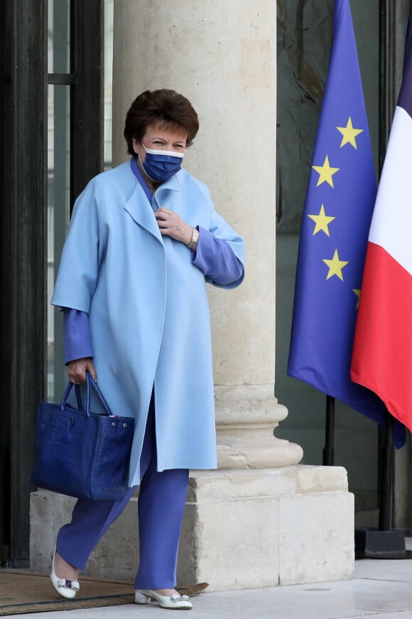 Roselyne Bachelot, ministre de la Culture à la sortie du conseil des ministres, au palais de l'Elysée, Paris, le 20 avril 2022. © Stéphane Lemouton / Bestimage