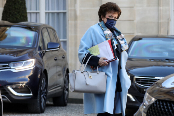 Roselyne Bachelot, ministre de la Culture - Sorties du Conseil des ministres du mercredi 9 février 2022 au palais de l'Elysée à Paris © Stéphane Lemouton / Bestimage
