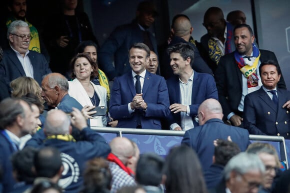 Le président de la Republique, Emmanuel Macron lors de la finale de la Coupe de France de football entre le FC Nantes et l'OGC Nice (1-0) au stade de France à Saint-Denis le 7 mai 2022
