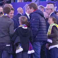 Emmanuel Macron complice avec son frère et sosie, son beau-fils et ses gendres... pour l'amour du foot !