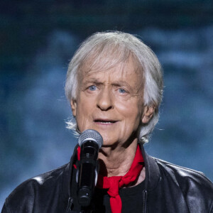 Le chanteur Dave - Enregistrement de l'émission "Joyeux anniversaire Renaud" au Dôme de Paris, diffusée le 10 mai sur France 2 © Cyril Moreau / Bestimage