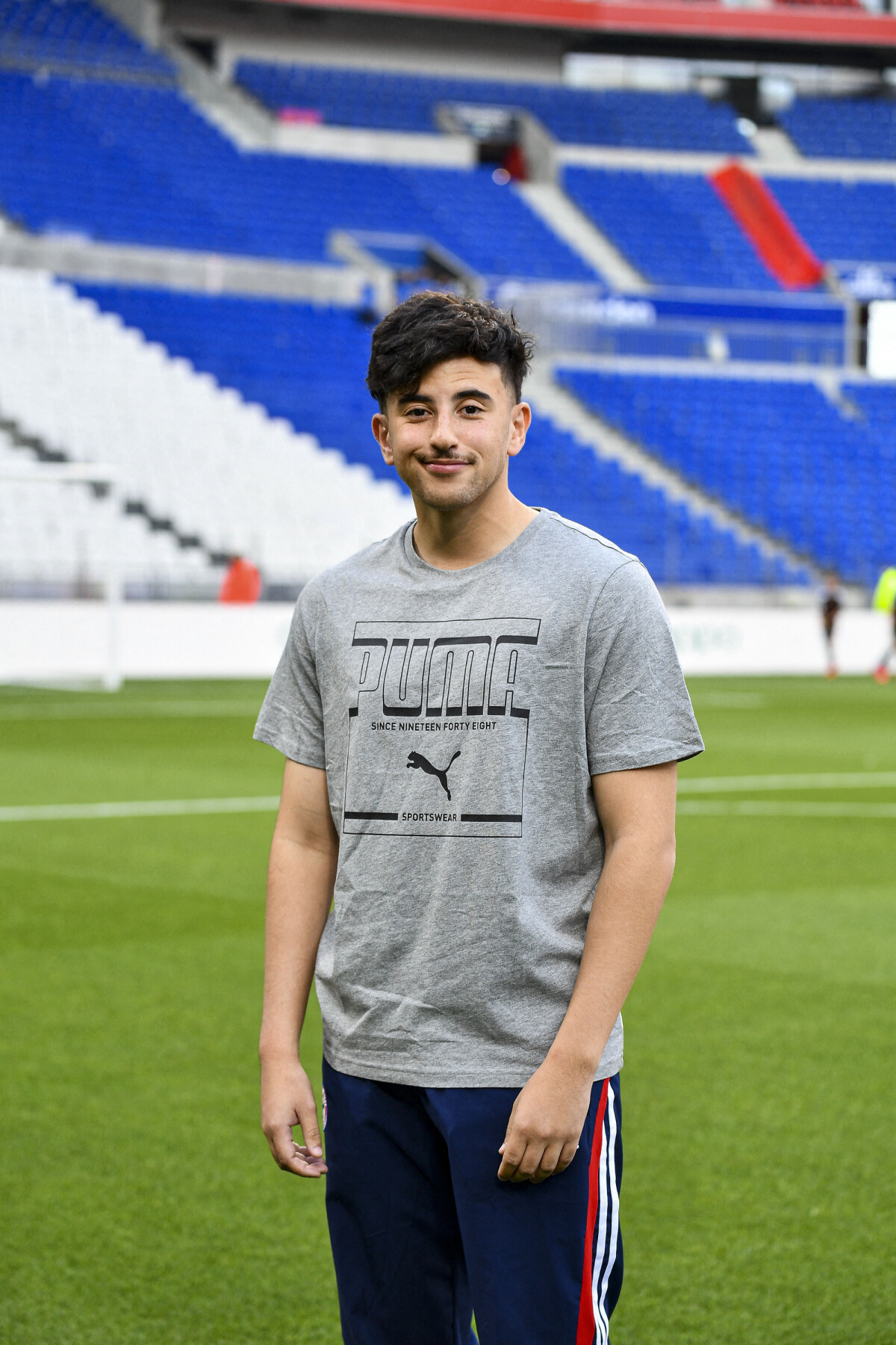 Just Rihad Photo : Exclusif - Just Riadh lors du match de football caritatif (Le ...