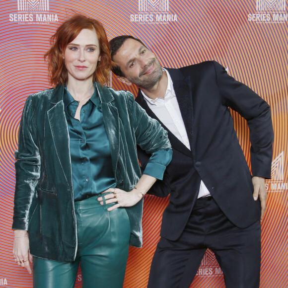 No Web - Audrey Fleurot, Medhi Nebbou de la série HPI - Photocall de la soirée d'ouverture du Festival Séries Mania à Lille. Le 18 mars 2022 © Christophe Aubert via Bestimage  
