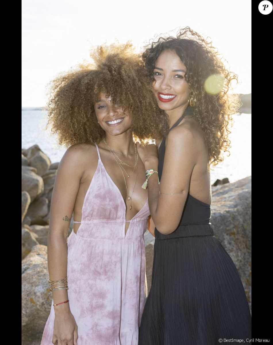 Alicia Aylies, Flora Coquerel - Front row et people lors du défilé Etam Croisière 2022 au Domaine de Murtoli, Corse le 12 mai 2022. © Cyril Moreau / Bestimage