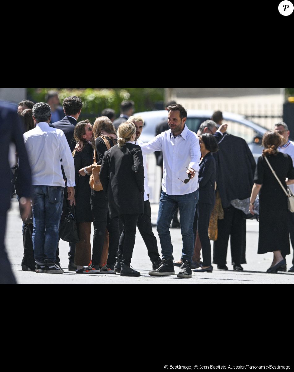 Le chef pâtissier Christophe Michalak - Obsèques d'Antoine Alléno (fils du chef cuisinier français, trois étoiles au Guide Michelin Yannick Alléno) en la collégiale Notre-Dame de Poissy, France, le 13 mai 2022. © Jean-Baptiste Autissier/Panoramic/Bestimage