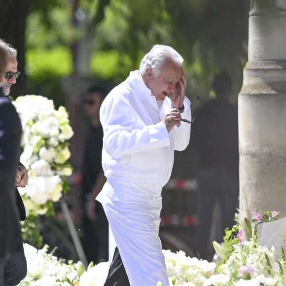 Le chef Alain Ducasse - Obsèques d'Antoine Alléno (fils du chef cuisinier français, trois étoiles au Guide Michelin Yannick Alléno) en la collégiale Notre-Dame de Poissy, France, le 13 mai 2022. © Jean-Baptiste Autissier/Panoramic/Bestimage 