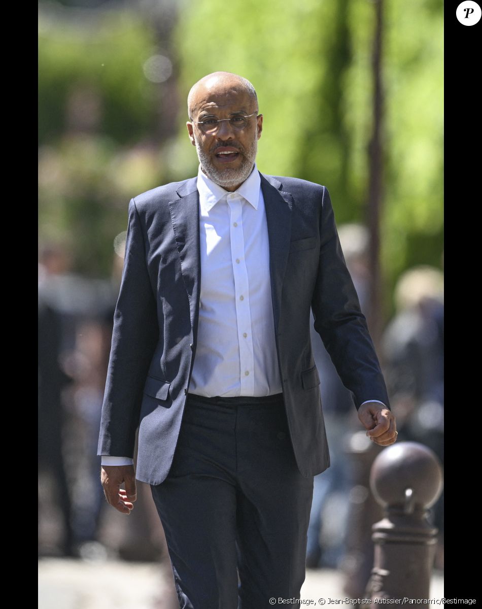 Kamel Mennour - Obsèques d'Antoine Alléno (fils du chef cuisinier français, trois étoiles au Guide Michelin Yannick Alléno) en la collégiale Notre-Dame de Poissy, France, le 13 mai 2022. © Jean-Baptiste Autissier/Panoramic/Bestimage
