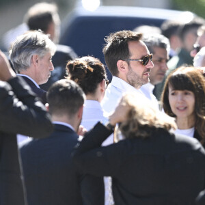 Christophe Michalak - Sortie des obsèques d'Antoine Alléno (fils du chef cuisinier français, trois étoiles au Guide Michelin Yannick Alléno) en la collégiale Notre-Dame de Poissy, France, le 13 mai 2022. © Jean-Baptiste Autissier/Panoramic/Bestimage 