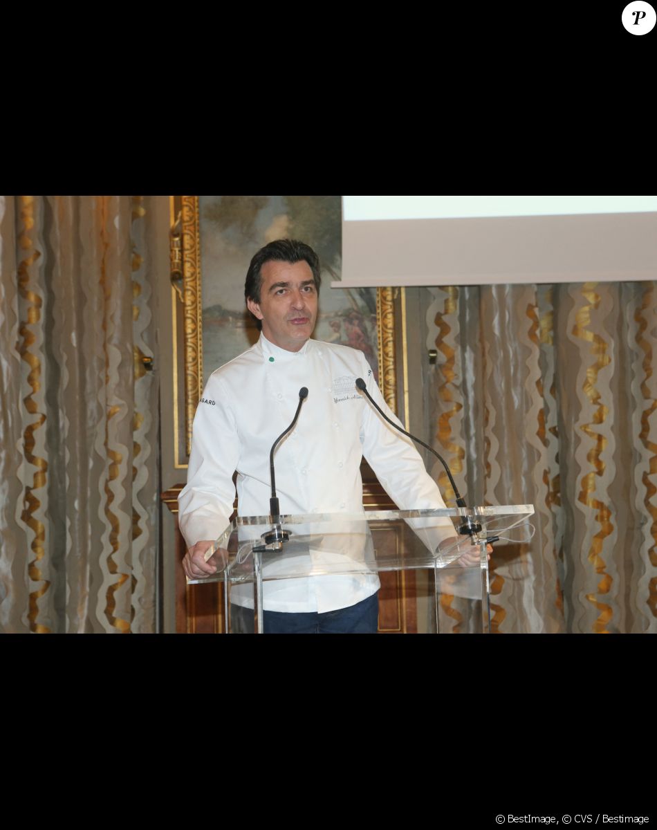 Yannick Alléno - Conférence de presse de la 3e édition du salon de la gastronomie des outre-mer et de la francophonie à l'Hôtel de Ville de Paris, le 04 janvier 2018 © CVS / Bestimage