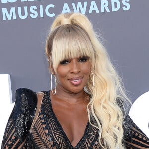 Mary J. Blige au photocall de la soirée des "Billboard Music Awards 2022" à Los Angeles, le 15 mai 2022.