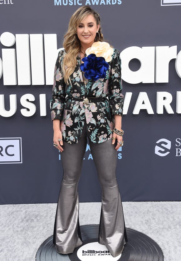 Lainey Wilson au photocall de la soirée des "Billboard Music Awards 2022" à Los Angeles, le 15 mai 2022.