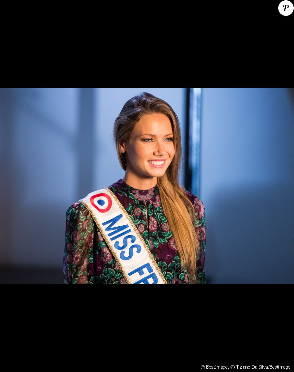 Miss France 2021 Amandine Petit lors de l'enregistrement de l'émission "Animaux Stars" présentée par Bernard Montiel qui sera diffusée le 6 mars 2021 à 17h30, à Paris, France, le 2 février 2021. © Tiziano Da Silva/Bestimage