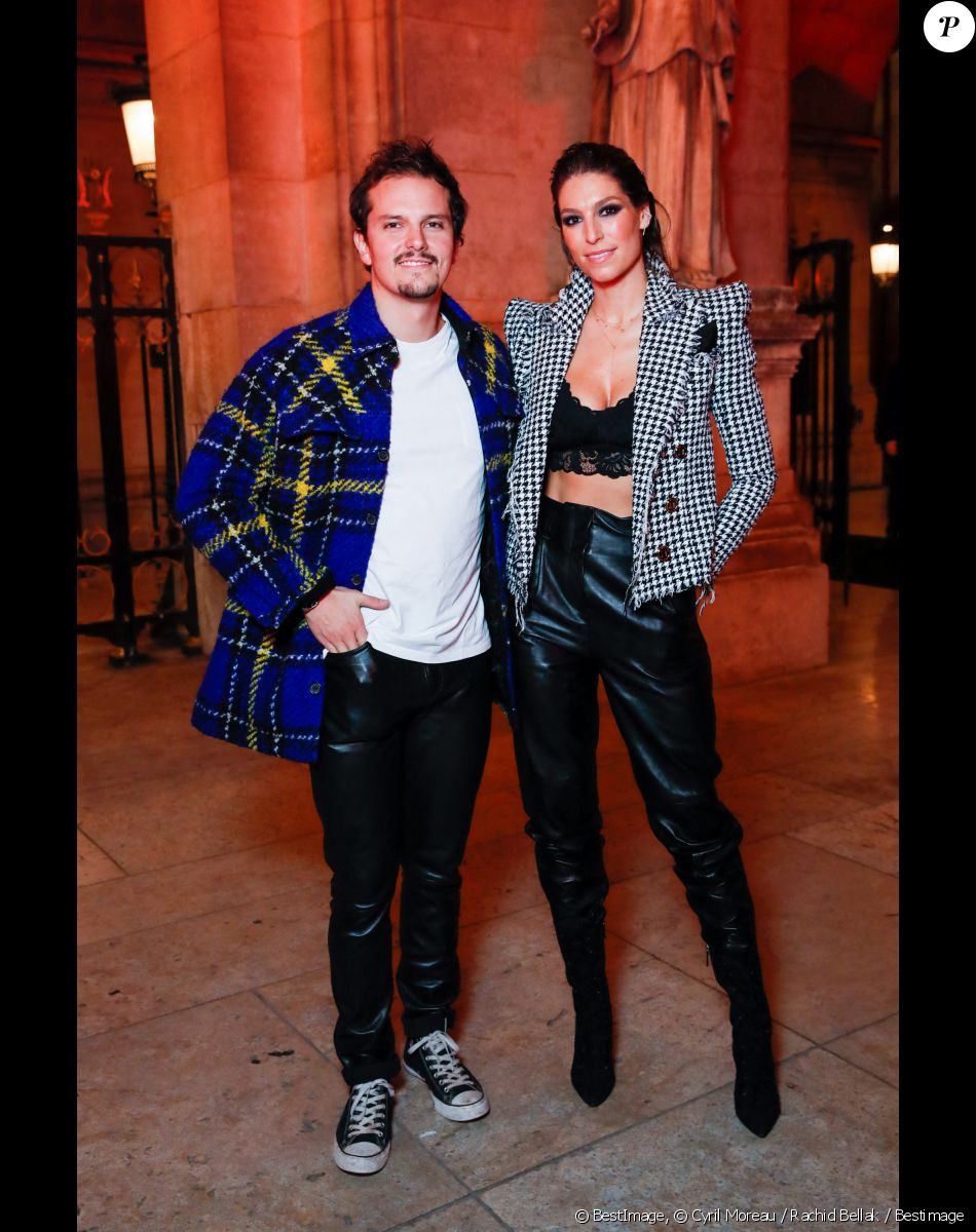 Exclusif - Juan Arbelaez et sa femme Laury Thilleman - People au défilé Etam Live Show 2021 à l'Opéra Garnier à Paris le 4 octobre 2021. © Cyril Moreau / Rachid Bellak / Bestimage