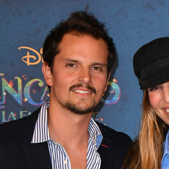 Juan Arbelaez et sa femme Laury Thilleman (Miss France 2011) - Avant-première du film "Encanto" de Disney au Grand Rex à Paris le 19 novembre 2021. © Veeren/Bestimage