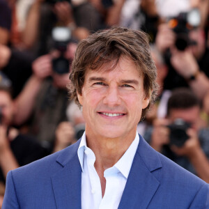 Tom Cruise au photocall de "Top Gun: Maverick " lors du 75ème Festival International du Film de Cannes, le 18 mai 2022. © Dominique Jacovides / Bestimage 