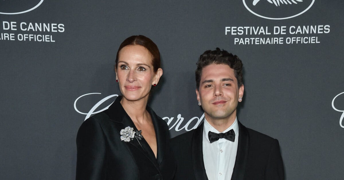 Julia Roberts complice avec Xavier Dolan devant Pascal Elb et son