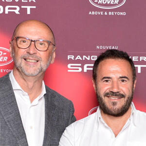 Philippe Robbrecht (PDG de Jaguar Land Rover France), José Garcia, guest - Phototocall de la présentation du nouveau Range Rover Sport à Paris le 19 mai 2022. © Veeren/Bestimage 