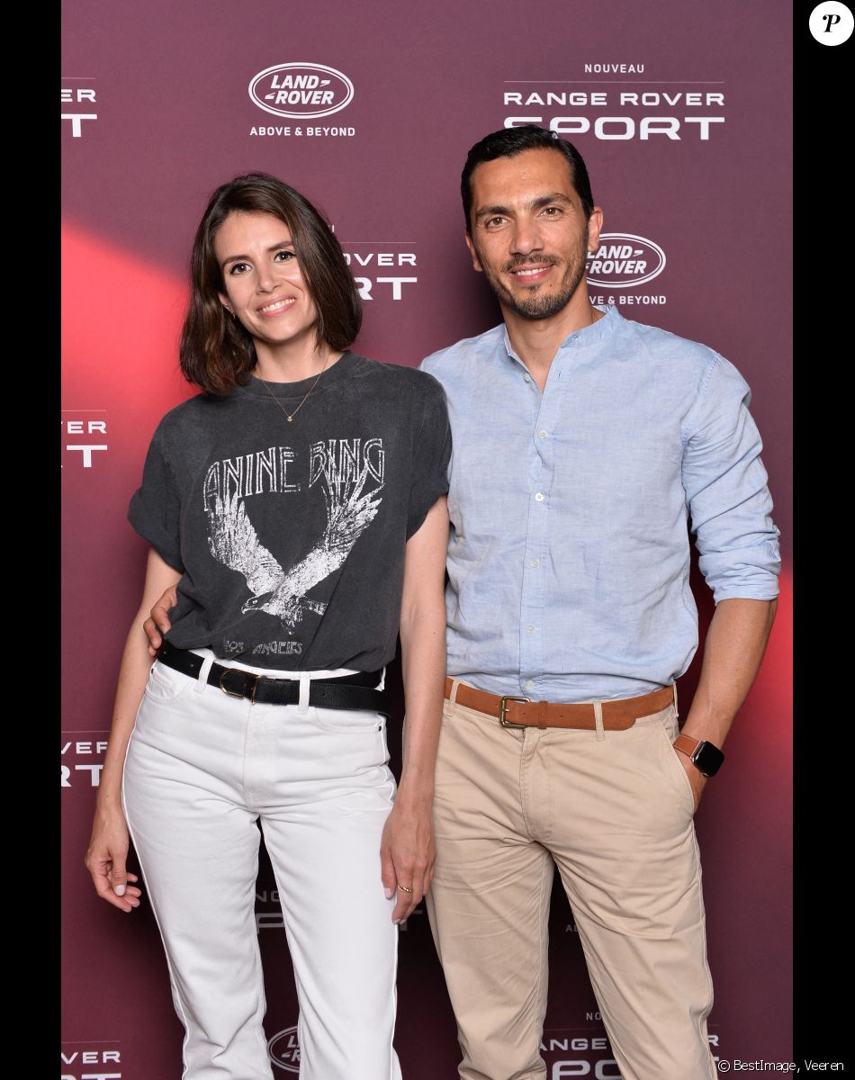 Louise Monot et son compagnon Samir Boitard - Phototocall de la présentation du nouveau Range Rover Sport à Paris le 19 mai 2022. © Veeren/Bestimage