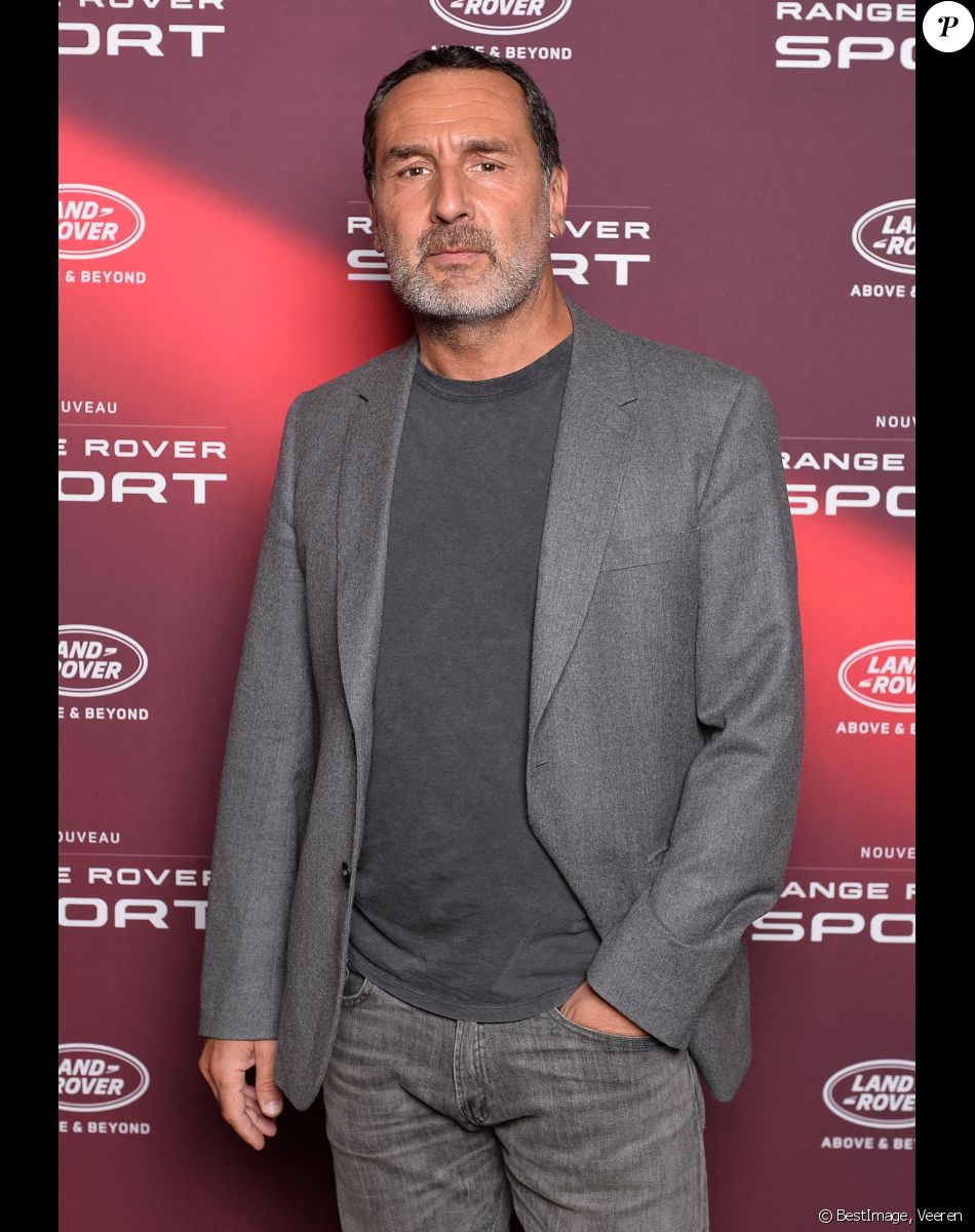 Gilles Lellouche - Phototocall de la présentation du nouveau Range Rover Sport à Paris le 19 mai 2022. © Veeren/Bestimage