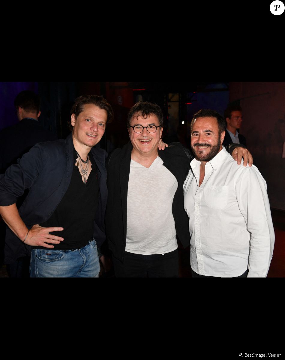 Bénabar, Patrick Pelloux et José Garcia - Soirée de lancement du nouveau Range Rover Sport à Paris le 19 mai 2022 . © Veeren/Bestimage