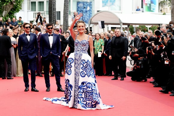 Sharon Stone - Montée des marches du film " Les Amandiers " lors du 75ème Festival International du Film de Cannes. Le 22 mai 2022 © Dominique Jacovides / Bestimage 