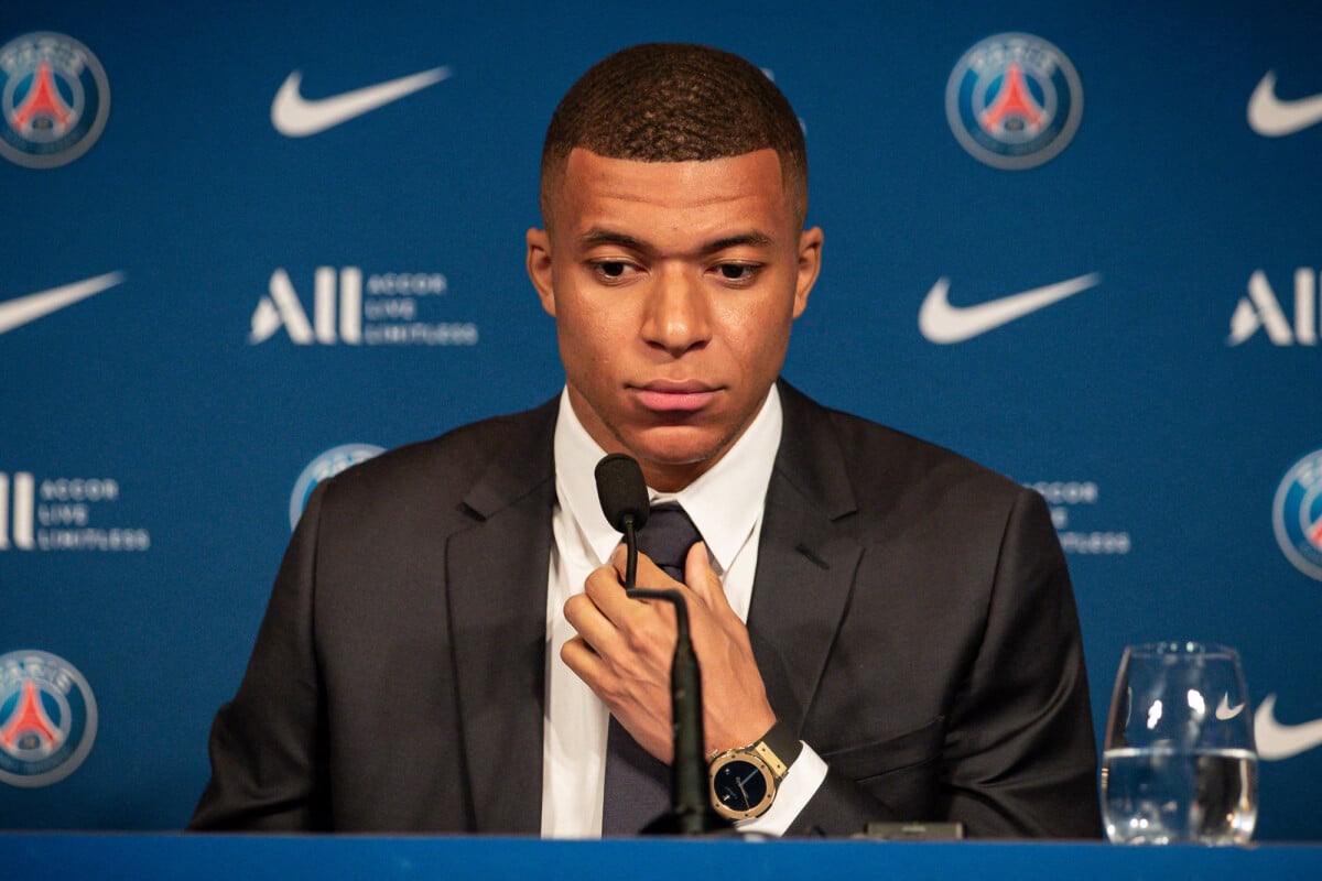 Kylian Mbappé Discusses Ballon d'Or Ambitions Ahead of Real Madrid vs. Inter Champions League Clash Kylian Mbappé Discusses Ballon d'Or Ambitions Ahead of Real Madrid vs. Inter Champions League Clash