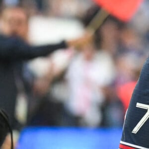 Kylian Mbappé Je reste lors du match de Ligue 1 Uber Eats "PSG - Metz (5-0)" au Parc des Princes à Paris, le 21 mai 2022.