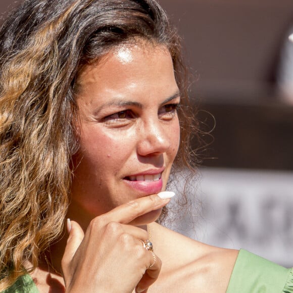 Le Français Jo-Wilfried Tsonga, éliminé lors de l'Open Parc d'Auvergne Rhône Alpes à Lyon, s'apprête à faire ses adieux au tennis après Roland Garros. Sous le regard de sa femme Noura et son fils Sugar, le champion de tennis de 37 ans a été battu par le Slovaque Alex Molcan (6-4, 6-4). Le 16 mai 2022. © Sandrine Thesillat / Panoramic / Bestimage