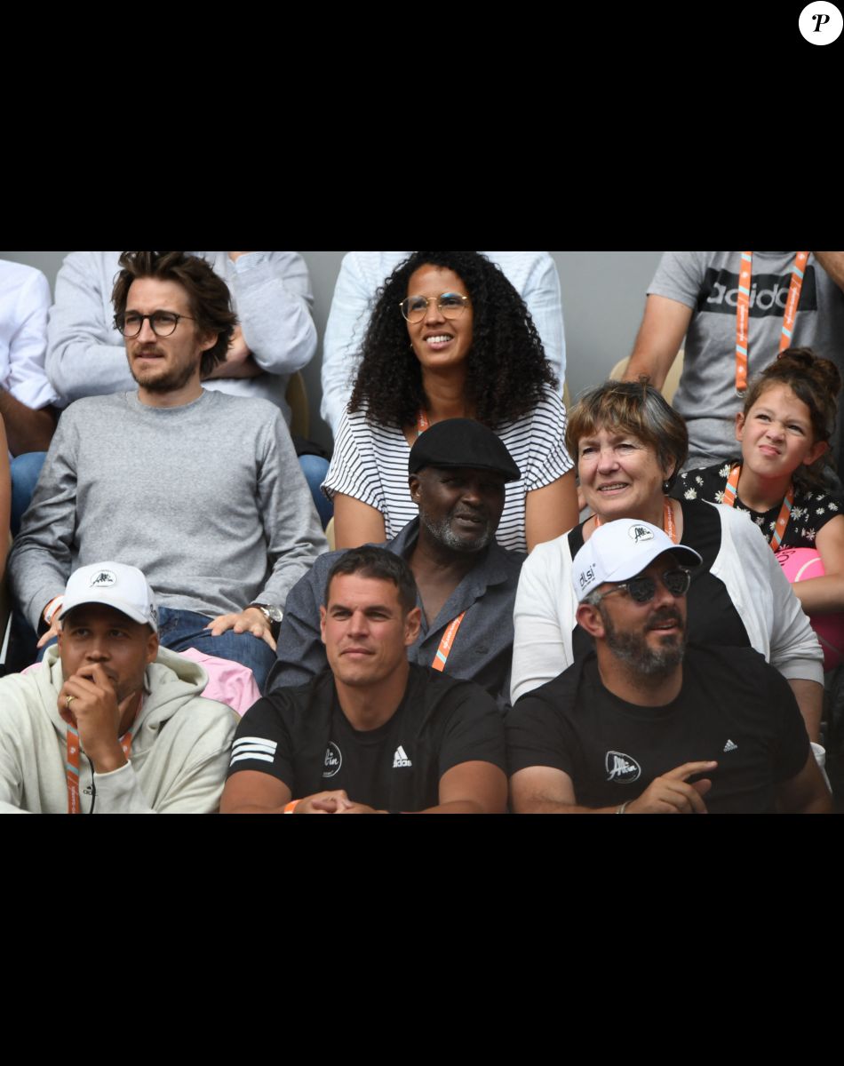 Didier et Evelyne Tsonga - Dernier match de tennis pour Jo-Wilfried Tsonga au court Philippe-Chatrier des Internationaux de France de tennis de Roland Garros à Paris, France, le 24 mai 2022. © Chryslene Caillaud/Panoramic/Bestimage