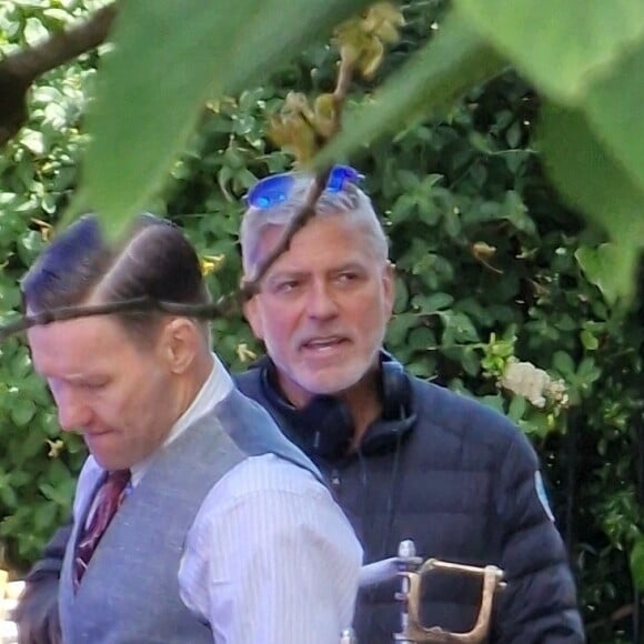 George Clooney sur le tournage de "The Boys in the Boat" à Londres, le 24 mai 2022. 