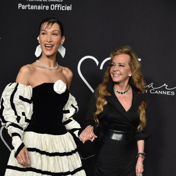 Bella Hadid, Caroline Scheufele - Photocall de la soirée "Chopard Loves Cinema" à l'hôtel Martinez lors du 75ème Festival International du Film de Cannes. Le 25 mai 2022 © Olivier Borde / Bestimage 