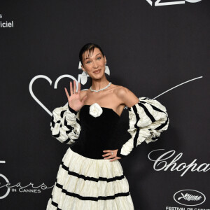 Bella Hadid - Photocall de la soirée "Chopard Loves Cinema" à l'hôtel Martinez lors du 75ème Festival International du Film de Cannes. Le 25 mai 2022 © Olivier Borde / Bestimage