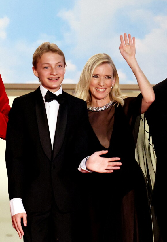 Eden Dambrine, Léa Drucker - Montée des marches du film "Close" lors du 75ème Festival International du Film de Cannes, le 26 mai 2022
