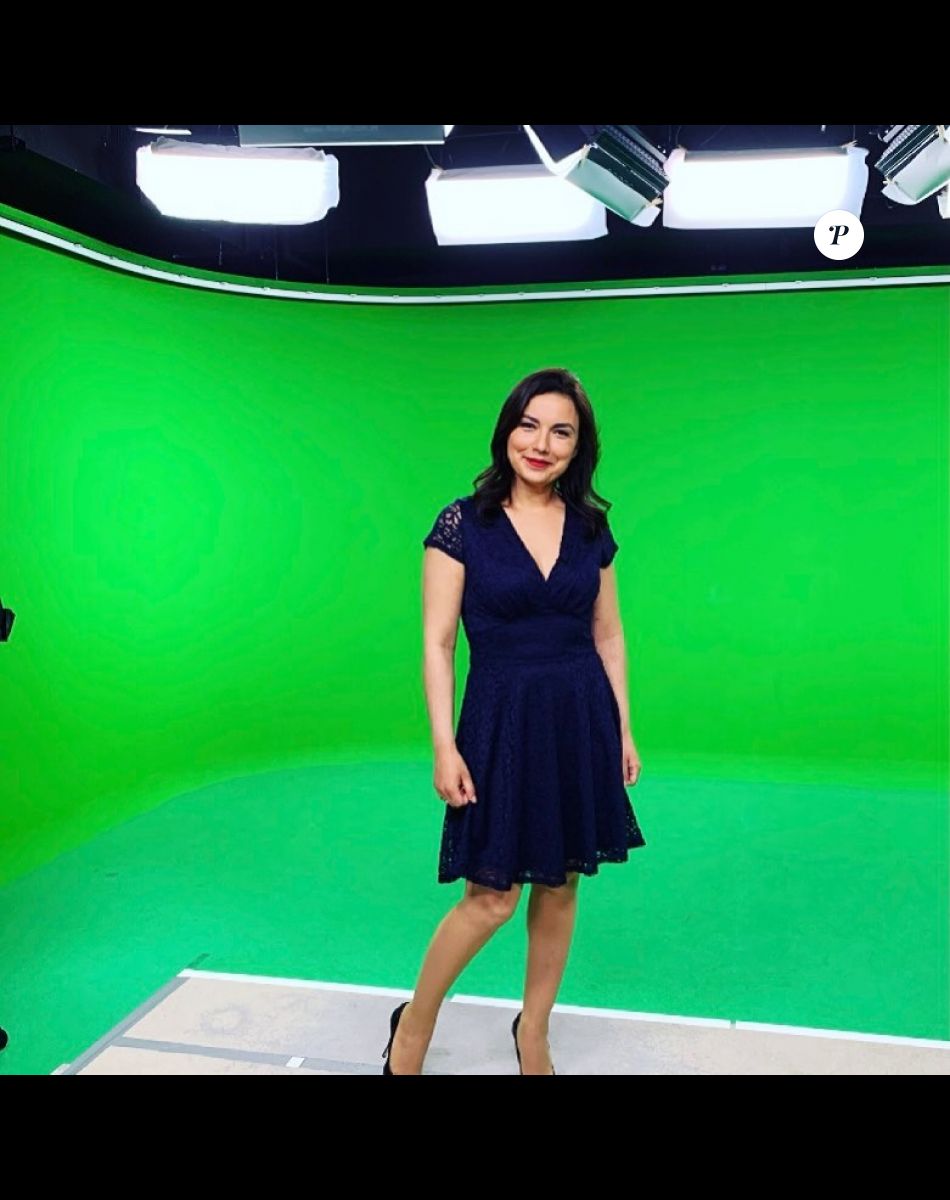 Anaïs Baydemir en plateau pour présenter la météo de France 2