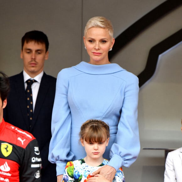 Louis Ducruet, la princesse Charlene de Monaco et la princesse Gabriella de Monaco, comtesse de Carladès lors du Grand Prix de Monaco 2022 de F1, à Monaco, le 29 mai 2022. © Bruno Bebert/Bestimage