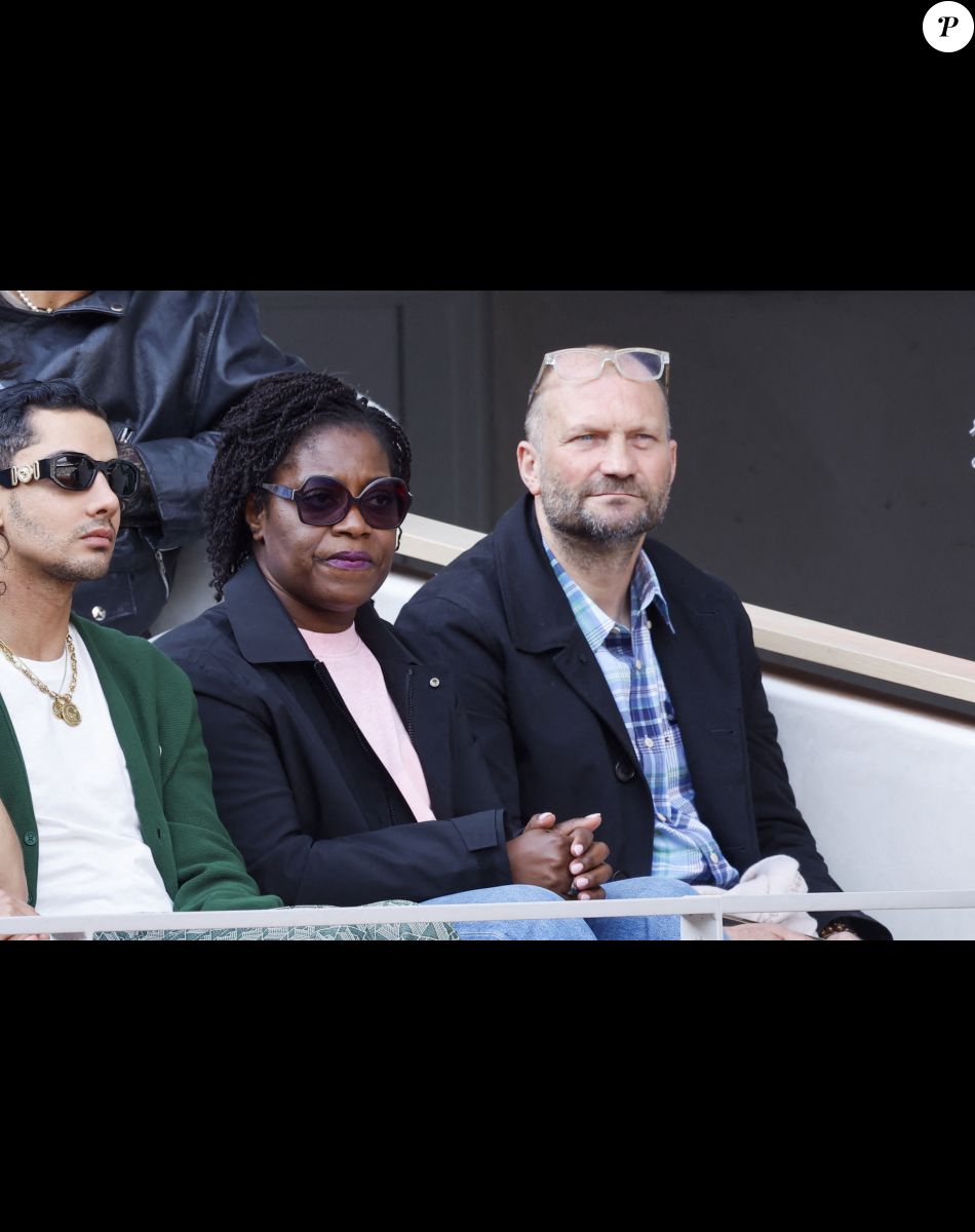 Claudia Tagbo et son compagnon - People dans les tribunes lors des Internationaux de France de Tennis de Roland Garros 2022 à Paris le 29 mai 2022. © Cyril Moreau/Bestimage