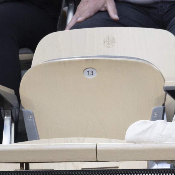 Florence Foresti - People dans les tribunes lors des Internationaux de France de Tennis de Roland Garros 2022 à Paris le 29 mai 2022. © Cyril Moreau/Bestimage