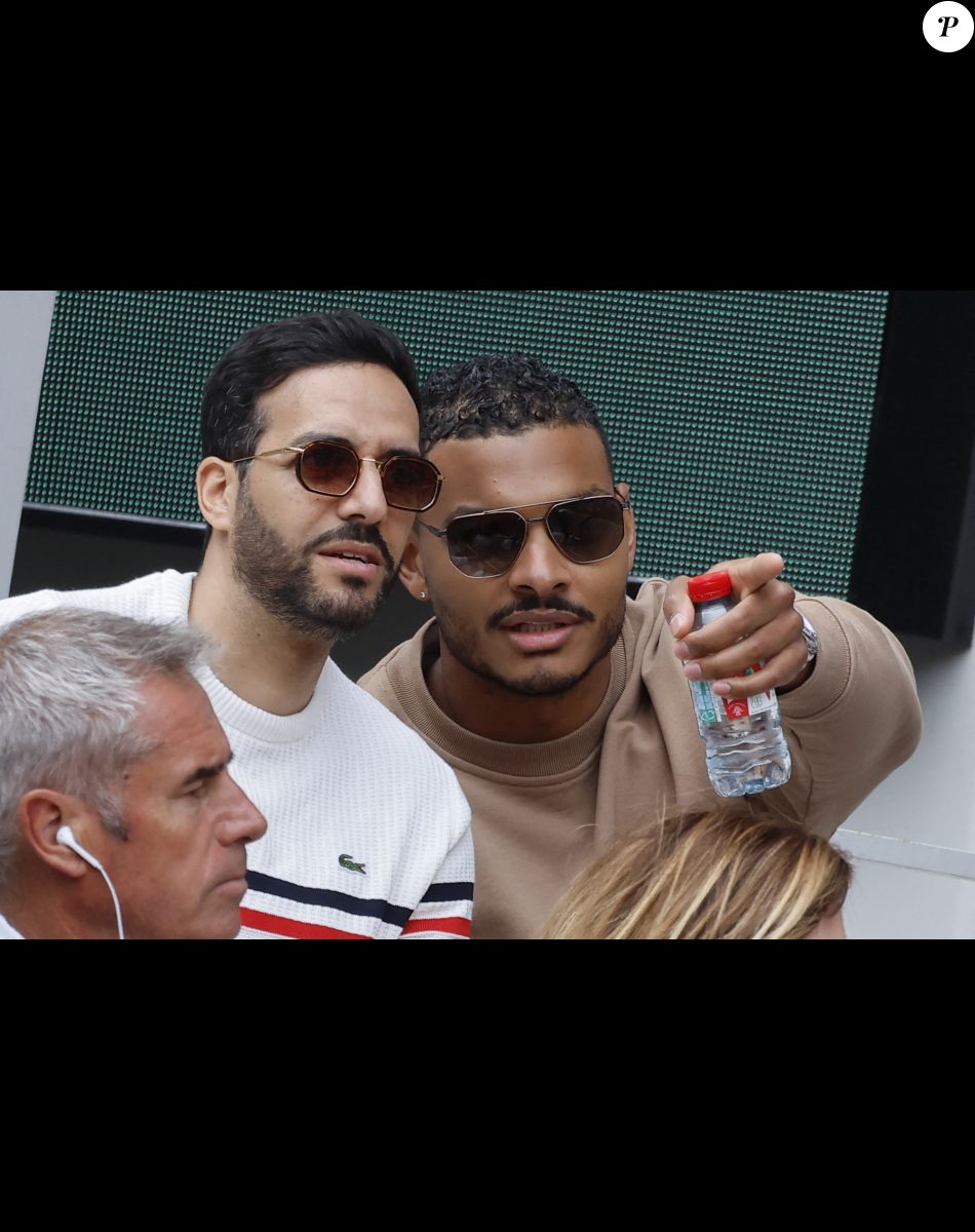Tarek Boudali - People dans les tribunes lors des Internationaux de France de Tennis de Roland Garros 2022 à Paris le 29 mai 2022. © Cyril Moreau/Bestimage