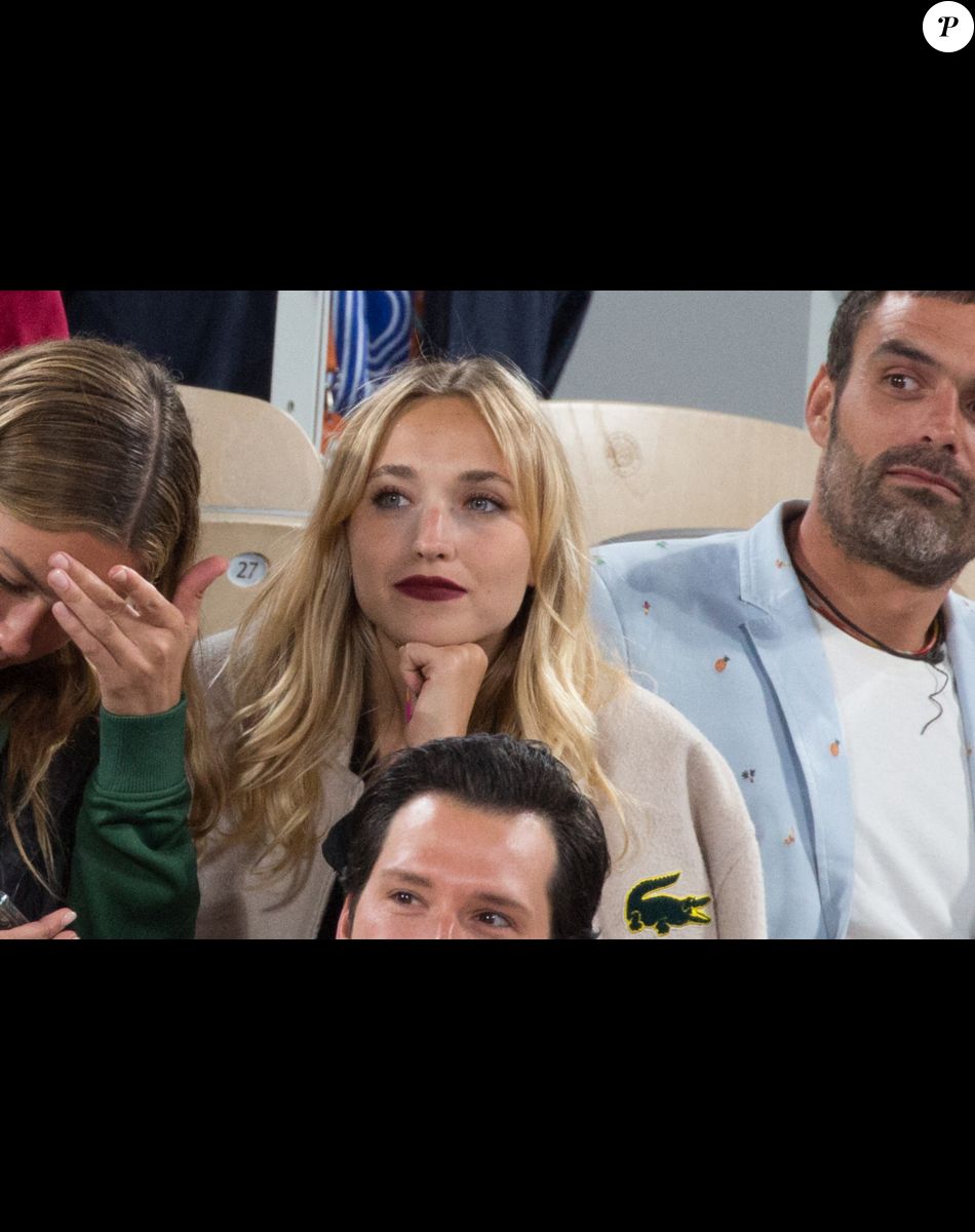 Chloé Jouannet - People dans les tribunes lors des Internationaux de France de Tennis de Roland Garros 2022 à Paris le 29 mai 2022.
