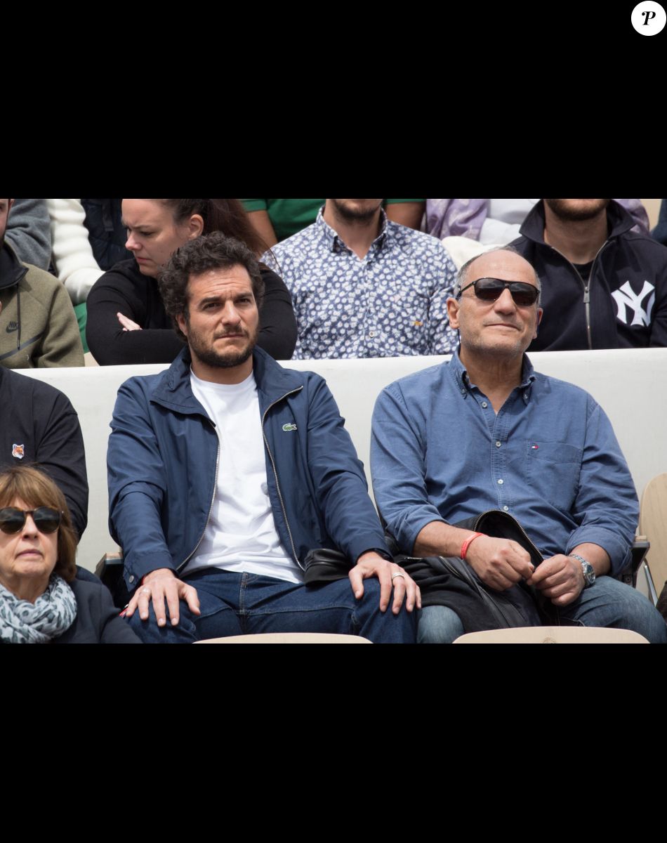 Amir Haddad et son père René-Mikhael Haddad - People dans les tribunes lors des Internationaux de France de Tennis de Roland Garros 2022 à Paris le 29 mai 2022.