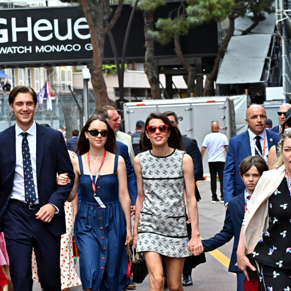 Ben-Sylvester Strautmann, Stephano Casiraghi, sa fiancée Alexandra de Hanovre, Charlotte Casiraghi et son fils Raphaël Elmaleh - La famille de Monaco assiste au Grand Prix de F1 de Monaco, le 28 mai 2022. © Bruno BebertBestimage 