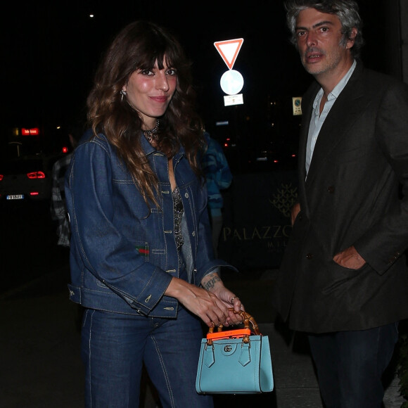 Exclusif - Lou Doillon arrive à son hôtel à Milan, le 25 septembre 2021.