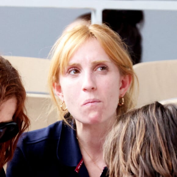 Isabelle Huppert avec sa fille Lolita Chammah et son petit-fils Gabriel - Internationaux de France de tennis de Roland-Garros à Paris, le 2 juin 2022. © Dominique Jacovides/Bestimage