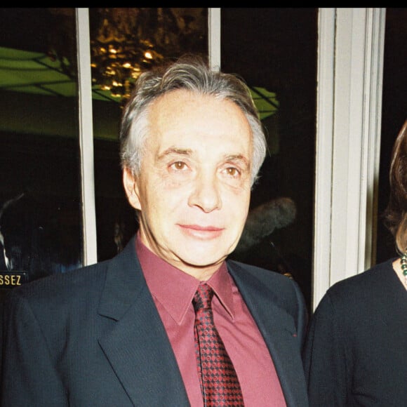 Archives : Michel Sardou et Anne-Marie Périer au théâtre Marigny en 2000