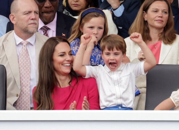 Kate Catherine Middleton, duchesse de Cambridge, le prince Louis - La famille royale d'Angleterre lors de la parade devant le palais de Buckingham, à l'occasion du jubilé de la reine d'Angleterre. Le 5 juin 2022