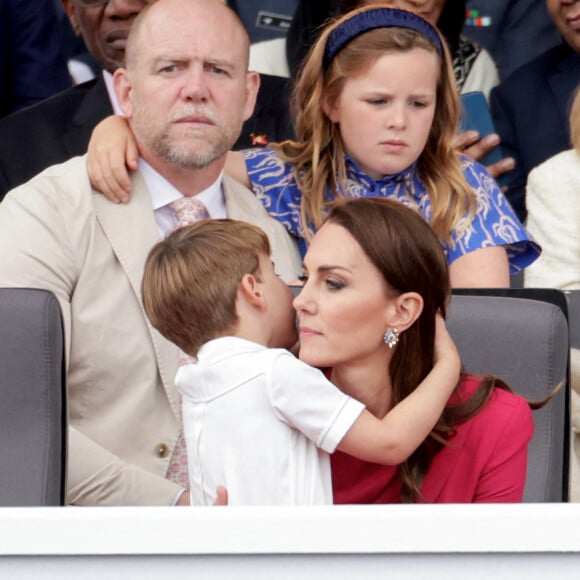 Kate Catherine Middleton, duchesse de Cambridge, le prince Louis - La famille royale d'Angleterre lors de la parade devant le palais de Buckingham, à l'occasion du jubilé de la reine d'Angleterre. Le 5 juin 2022