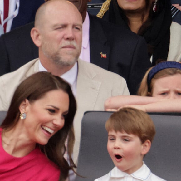 Kate Catherine Middleton, duchesse de Cambridge, le prince Louis - La famille royale d'Angleterre lors de la parade devant le palais de Buckingham, à l'occasion du jubilé de la reine d'Angleterre. Le 5 juin 2022