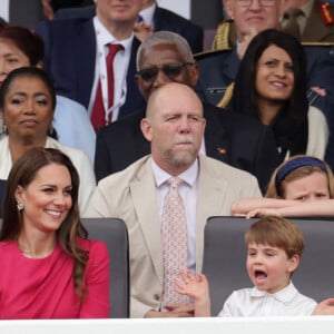 Kate Catherine Middleton, duchesse de Cambridge, le prince Louis - La famille royale d'Angleterre lors de la parade devant le palais de Buckingham, à l'occasion du jubilé de la reine d'Angleterre. Le 5 juin 2022