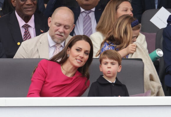 Le prince Louis and Kate Catherine Middleton, duchesse de Cambridge - La famille royale d'Angleterre lors de la parade devant le palais de Buckingham, à l'occasion du jubilé de la reine d'Angleterre. Le 5 juin 2022